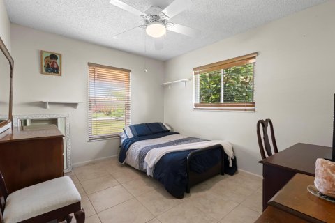 Villa ou maison à vendre à Coral Springs, Floride: 4 chambres, 227.52 m2 № 1161708 - photo 12
