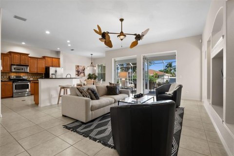 Villa ou maison à vendre à Cape Coral, Floride: 4 chambres, 286.7 m2 № 1357359 - photo 14