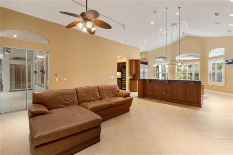 Casa en venta en Lake Mary, Florida, 4 dormitorios, 432.83 m2 № 1383163 - foto 22