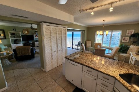 Condominio en venta en New Smyrna Beach, Florida, 2 dormitorios, 123.1 m2 № 1393893 - foto 4