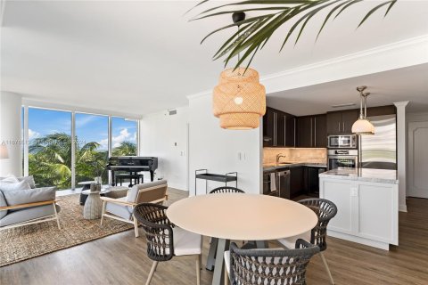 Copropriété à vendre à Miami, Floride: 2 chambres, 142.14 m2 № 1402883 - photo 14