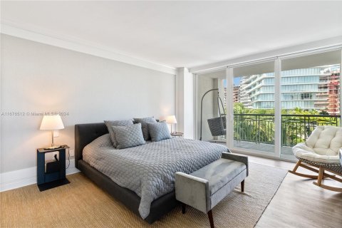 Copropriété à vendre à Miami, Floride: 2 chambres, 142.14 m2 № 1402883 - photo 12