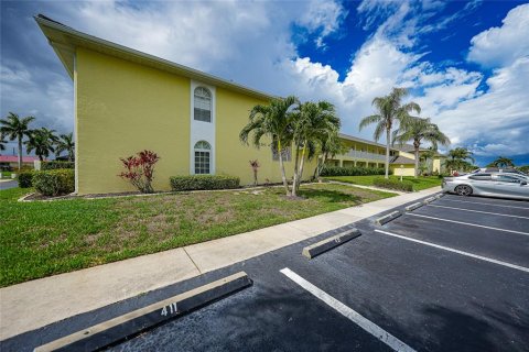 Condo in Punta Gorda, Florida, 3 bedrooms  № 1259124 - photo 2