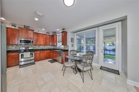 Villa ou maison à vendre à Tampa, Floride: 4 chambres, 238.11 m2 № 1259090 - photo 9