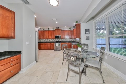 Casa en venta en Tampa, Florida, 4 dormitorios, 238.11 m2 № 1259090 - foto 17