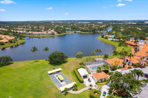 Villa ou maison à vendre à West Palm Beach, Floride: 3 chambres, 185.9 m2 № 1208680 - photo 12