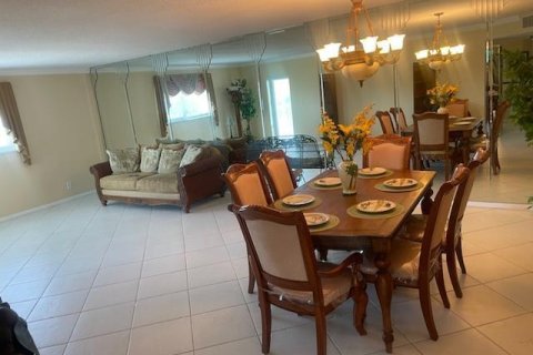 Copropriété à vendre à Lauderhill, Floride: 2 chambres, 110.09 m2 № 1208681 - photo 5