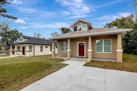 Casa en venta en Tampa, Florida, 3 dormitorios, 162.58 m2 № 1313771 - foto 1