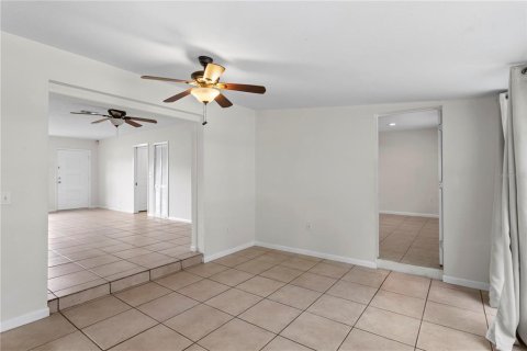 Casa en venta en Tampa, Florida, 3 dormitorios, 146.04 m2 № 1324362 - foto 11