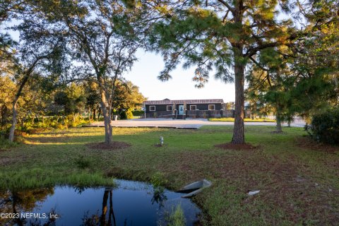 Commercial property in Saint Augustine, Florida № 801591 - photo 12