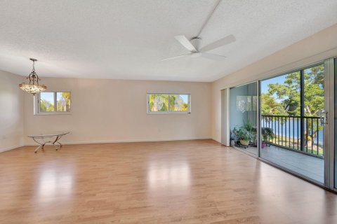 Copropriété à vendre à Pembroke Pines, Floride: 2 chambres, 142.42 m2 № 1208689 - photo 17