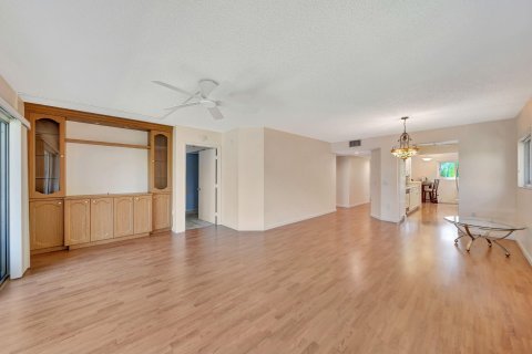 Copropriété à vendre à Pembroke Pines, Floride: 2 chambres, 142.42 m2 № 1208689 - photo 30