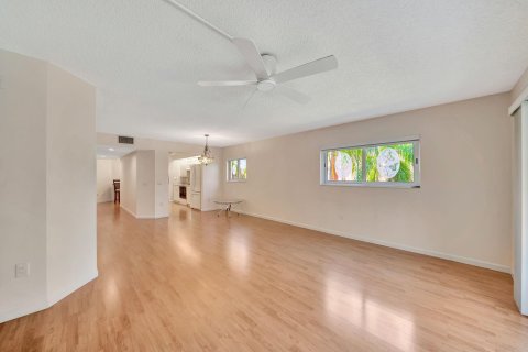 Copropriété à vendre à Pembroke Pines, Floride: 2 chambres, 142.42 m2 № 1208689 - photo 29