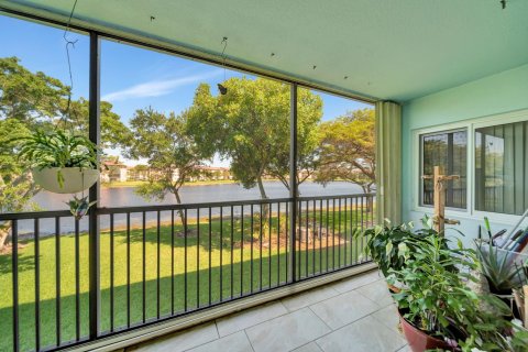 Condo in Pembroke Pines, Florida, 2 bedrooms  № 1208689 - photo 27