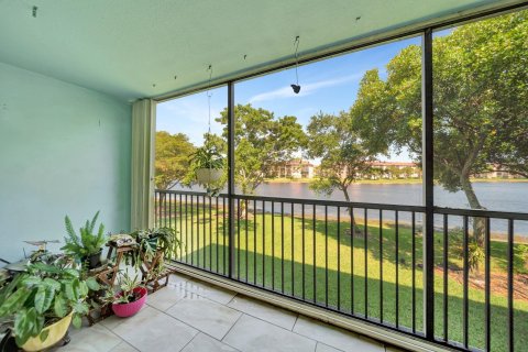 Copropriété à vendre à Pembroke Pines, Floride: 2 chambres, 142.42 m2 № 1208689 - photo 26