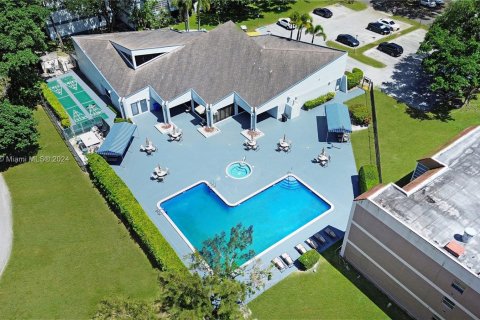 Condominio en venta en Tamarac, Florida, 2 dormitorios, 95.22 m2 № 1103738 - foto 24