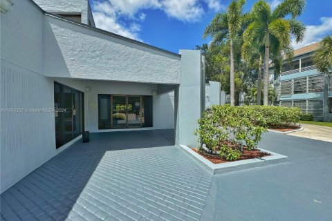 Condominio en venta en Tamarac, Florida, 2 dormitorios, 95.22 m2 № 1103738 - foto 13