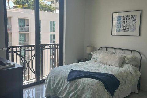 Condominio en venta en Coral Gables, Florida, 1 dormitorio № 1230006 - foto 7