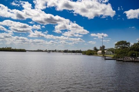 Casa en venta en Palm City, Florida, 3 dormitorios, 127.09 m2 № 1079136 - foto 1