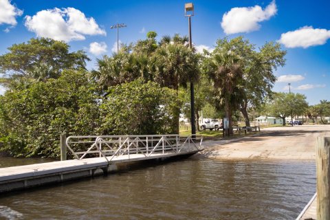 Villa ou maison à vendre à Palm City, Floride: 3 chambres, 127.09 m2 № 1079136 - photo 8