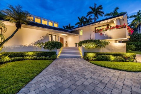 Villa ou maison à vendre à Coral Gables, Floride: 4 chambres, 425.31 m2 № 1331085 - photo 5