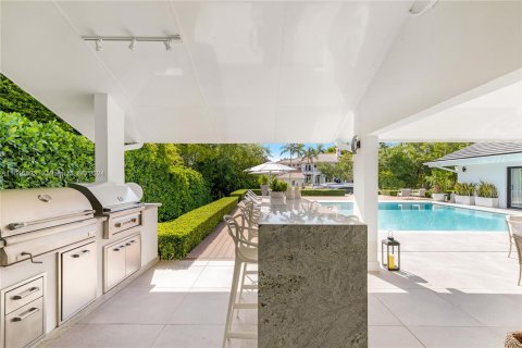 Villa ou maison à vendre à Coral Gables, Floride: 4 chambres, 425.31 m2 № 1331085 - photo 24