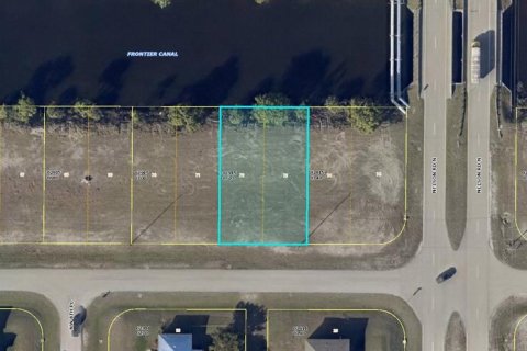 Land in Cape Coral, Florida № 689254 - photo 2