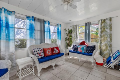 Immobilier commercial à vendre à Pompano Beach, Floride: 228.54 m2 № 952502 - photo 20
