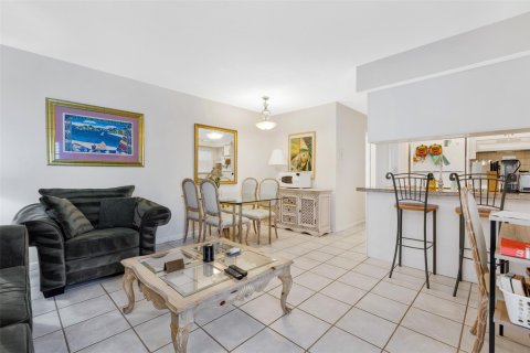 Immobilier commercial à vendre à Pompano Beach, Floride: 228.54 m2 № 952502 - photo 15
