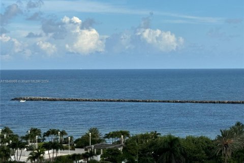 Condo in Fort Lauderdale, Florida, 2 bedrooms  № 1331443 - photo 18