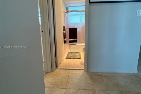 Condominio en venta en Fort Lauderdale, Florida, 2 dormitorios, 96.25 m2 № 1331443 - foto 7