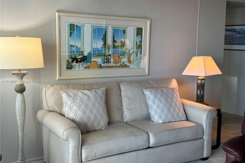 Condo in Fort Lauderdale, Florida, 2 bedrooms  № 1331443 - photo 29