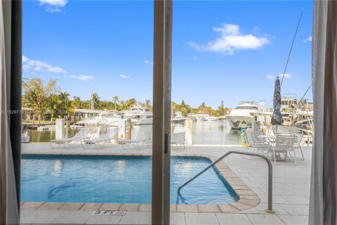 Copropriété à vendre à Fort Lauderdale, Floride: 1 chambre, 51.1 m2 № 1004436 - photo 18