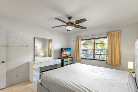 Copropriété à vendre à Fort Lauderdale, Floride: 1 chambre, 51.1 m2 № 1004436 - photo 28