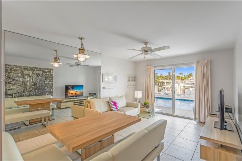 Copropriété à vendre à Fort Lauderdale, Floride: 1 chambre, 51.1 m2 № 1004436 - photo 14