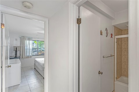 Copropriété à vendre à Fort Lauderdale, Floride: 1 chambre, 51.1 m2 № 1004436 - photo 26