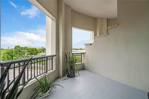 Condo in Coral Gables, Florida, 2 bedrooms  № 1271314 - photo 29