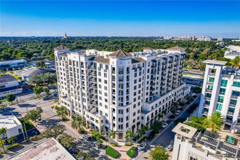 Condo in Coral Gables, Florida, 2 bedrooms  № 1271314 - photo 2