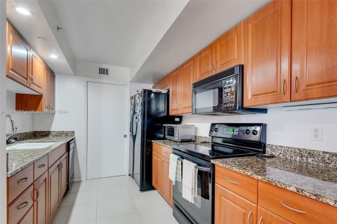 Condominio en venta en Miami Beach, Florida, 1 dormitorio, 75.07 m2 № 1271362 - foto 8