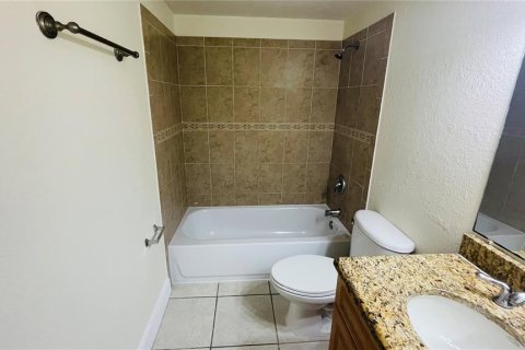 Condo in Tampa, Florida, 1 bedroom  № 1349703 - photo 9