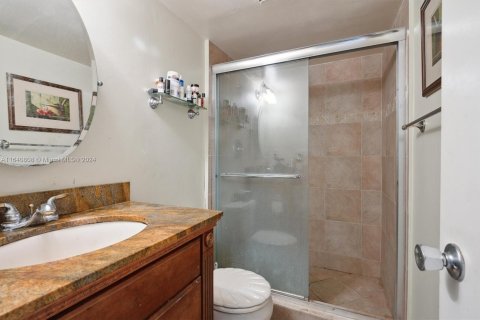 Condo in Aventura, Florida, 2 bedrooms  № 1319051 - photo 7