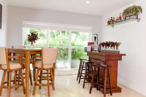 Villa ou maison à vendre à Tamarac, Floride: 3 chambres, 198.53 m2 № 696395 - photo 18