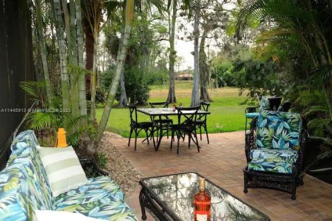Villa ou maison à vendre à Tamarac, Floride: 3 chambres, 198.53 m2 № 696395 - photo 22