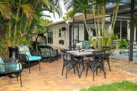 Villa ou maison à vendre à Tamarac, Floride: 3 chambres, 198.53 m2 № 696395 - photo 30