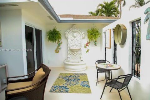 Villa ou maison à vendre à Tamarac, Floride: 3 chambres, 198.53 m2 № 696395 - photo 17