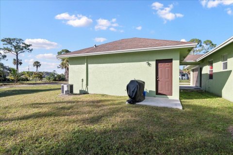Villa ou maison à vendre à Loxahatchee Groves, Floride: 5 chambres, 247.86 m2 № 1002917 - photo 27