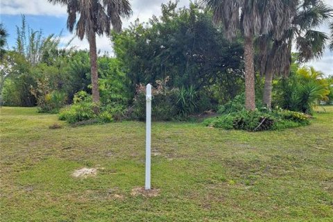 Terreno en venta en Port Charlotte, Florida № 1090821 - foto 4