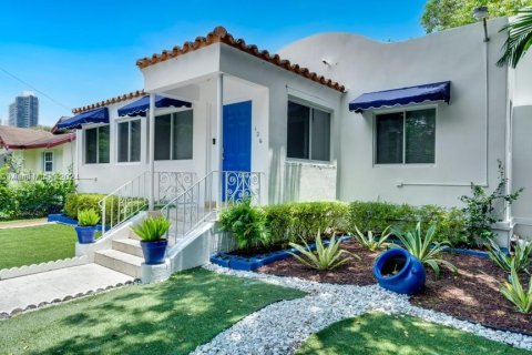 Casa en venta en Miami, Florida, 4 dormitorios, 169.27 m2 № 1305894 - foto 17