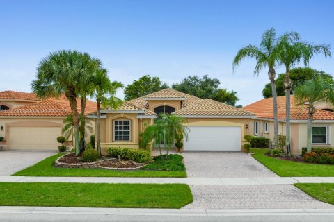 House in Boynton Beach, Florida 3 bedrooms, 205.78 sq.m. № 654179 - photo 1