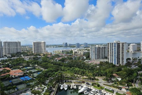 Condominio en venta en Aventura, Florida, 3 dormitorios, 304.16 m2 № 1238098 - foto 16